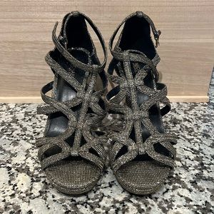 Michael Kors bronze heels